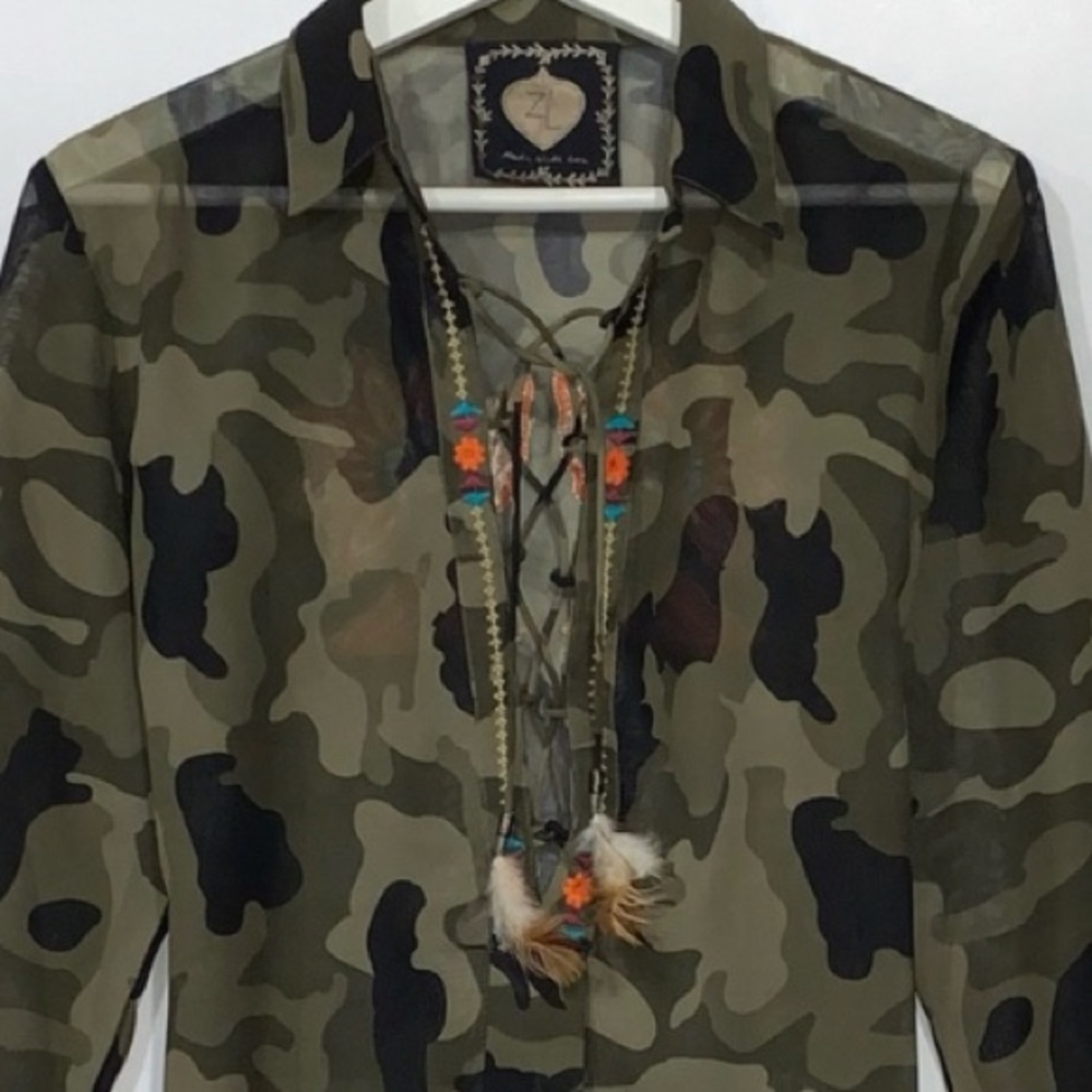 NEW Camouflage Sheer Embroidered Lace-up Blouse M